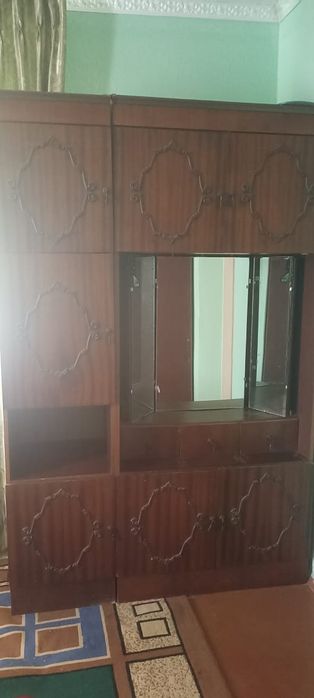 Спальный гарнитур