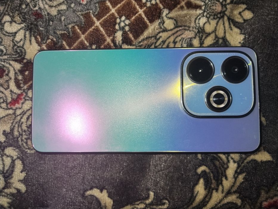 Infinix hot 40i izlashi idyal holati yaxshi ayol kishi 6 oy ishlatkan