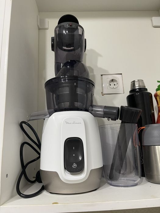 Продам соковыжималку
