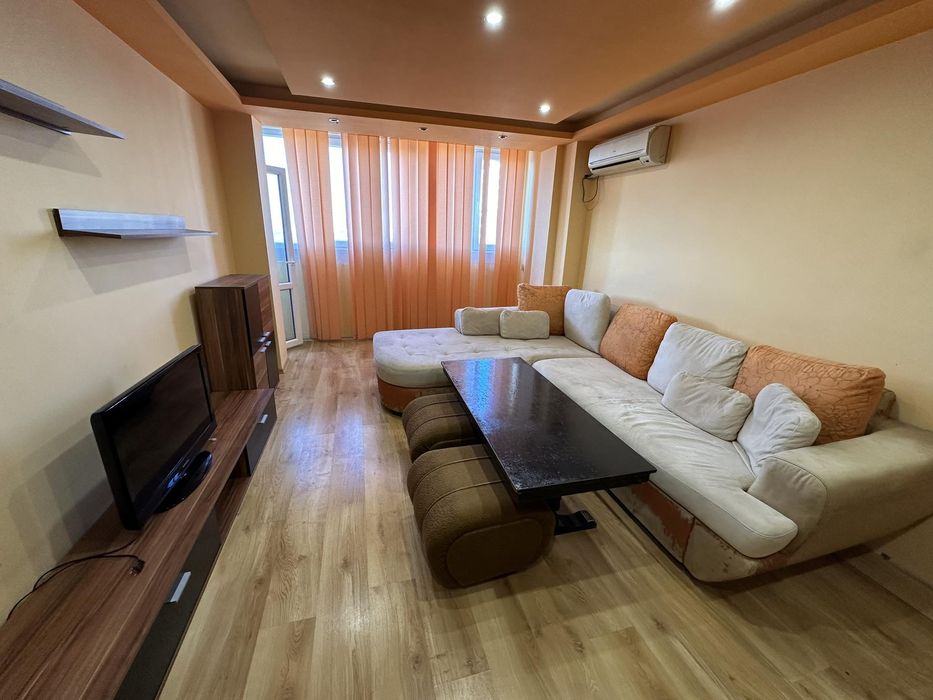 Продава се Двустаен апартамент в Бургас, Лазур - 55 кв.м за 2273 €/кв.м - Снимка #5