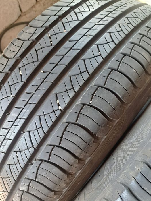2 anvelope vară 235 60 r18 Michelin