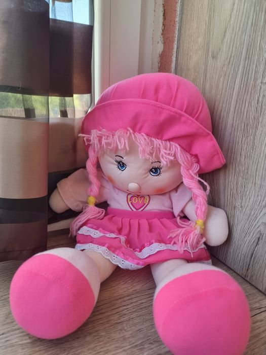 Кукла разказвачка на приказки, гатанки, римушки