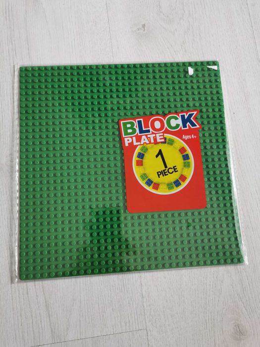 Основа за лего части