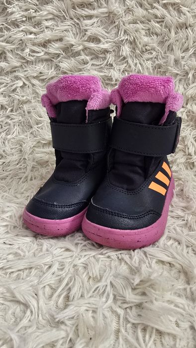 Cizme Adidas marimea 23