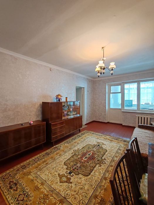 Продаётся квартира метро БИЙ 3 комнатная