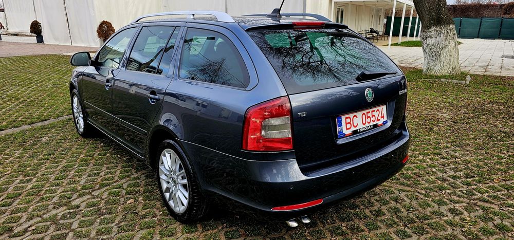 Skoda Octavia / Laurin & Klememt / 2010 / Automata / FULL
