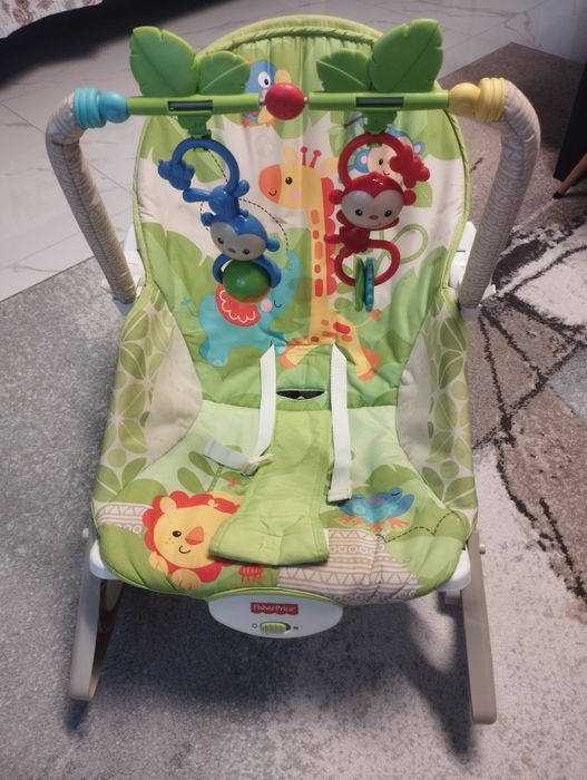 Бебешка количка + зимен кош -кошара,2 шезлонга,проходилка и кош за кол