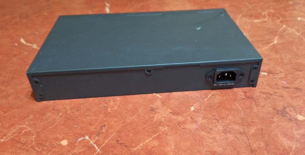 Switch Poe 4-8 porturi