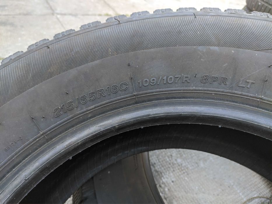 2бр Зимни Гуми 215 65 16 С - Lassa