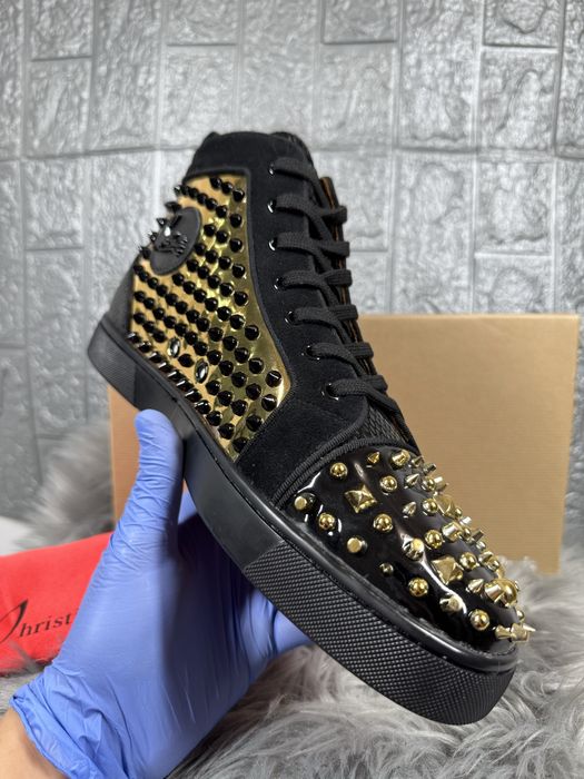 Christian Louboutin パリ フラット　 ゴールド/ブラック37 Christian Louboutin Black Gold Negru Auriu Cutie High Vaslui • OLX.ro