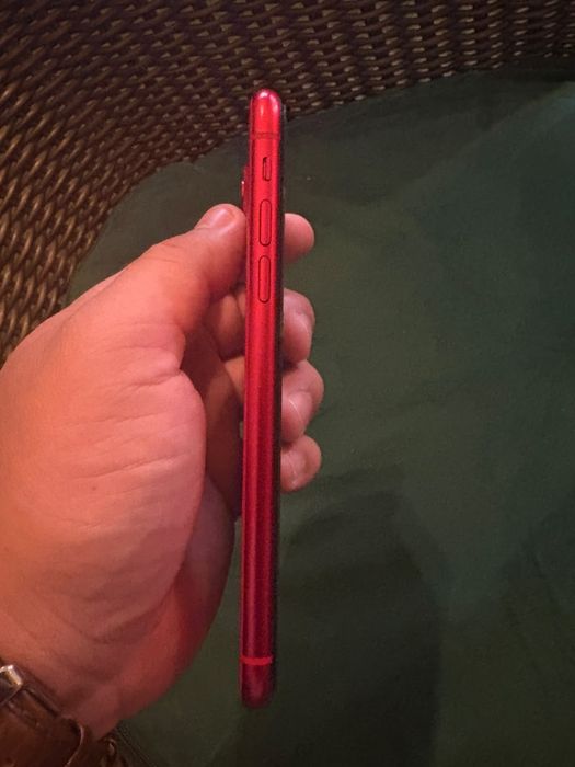 Продам Iphone 11