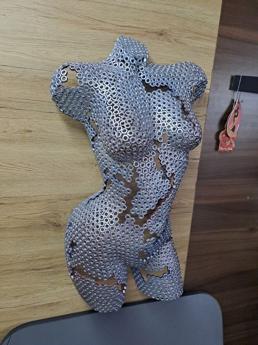 Манекен за декорация заведения ,магазини,офиси