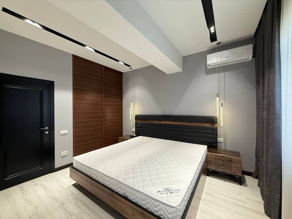 Продаётся квартира в ЖК Bobur Elit на Ул Нукус