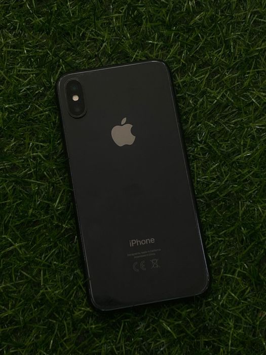 iPhone X в хорошем состоянии