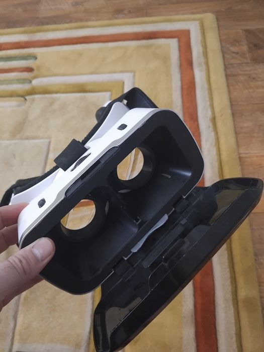 Очки виртуальные