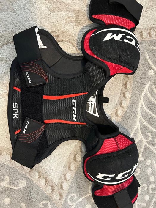 Продам форму для хоккея CCM