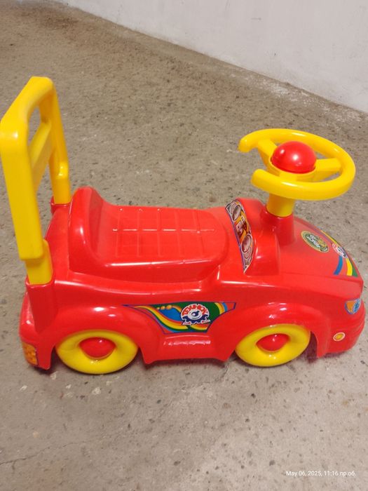 Продавам детска количка