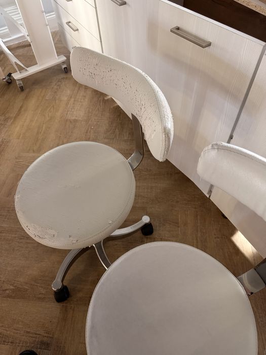 Продам мебель для кабинета врача