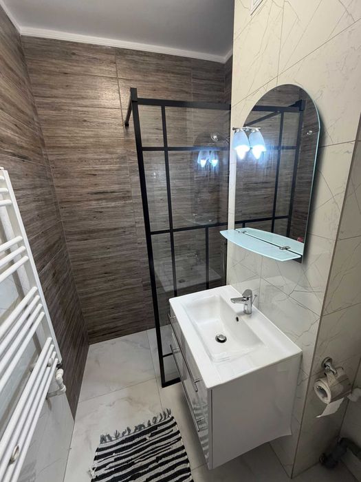 Apartament de închiriat – Casa de Cultură | Termen lung | 450 €/lună