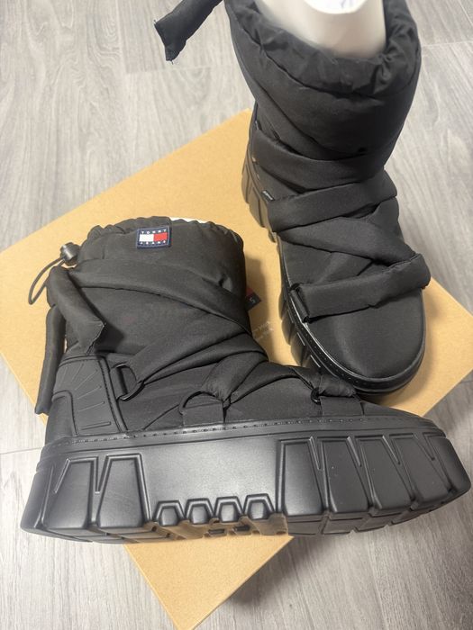 Апрески Tommy Jeans