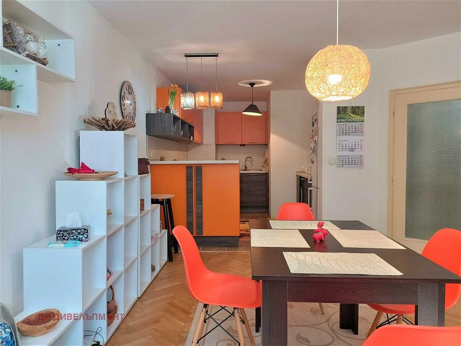 Продава се Тристаен апартамент в София, Белите брези - 112 кв.м за 3125 €/кв.м - Снимка #3