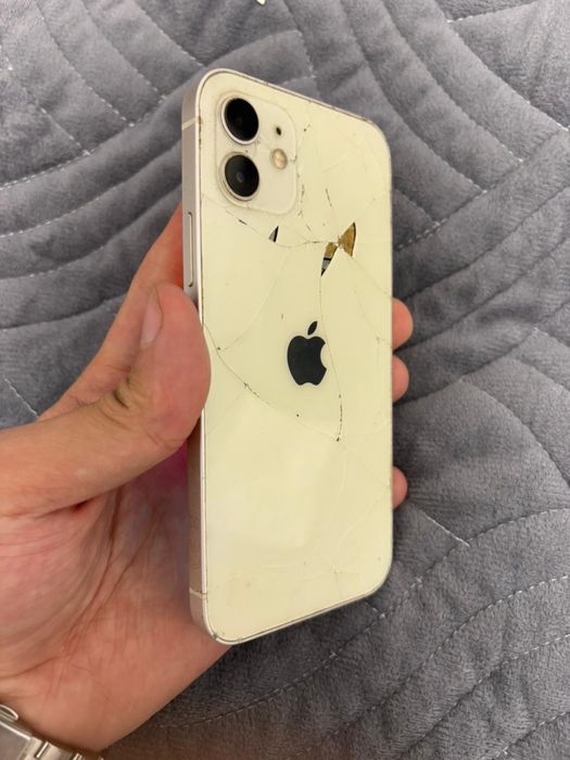 Iphone 12  рабочий