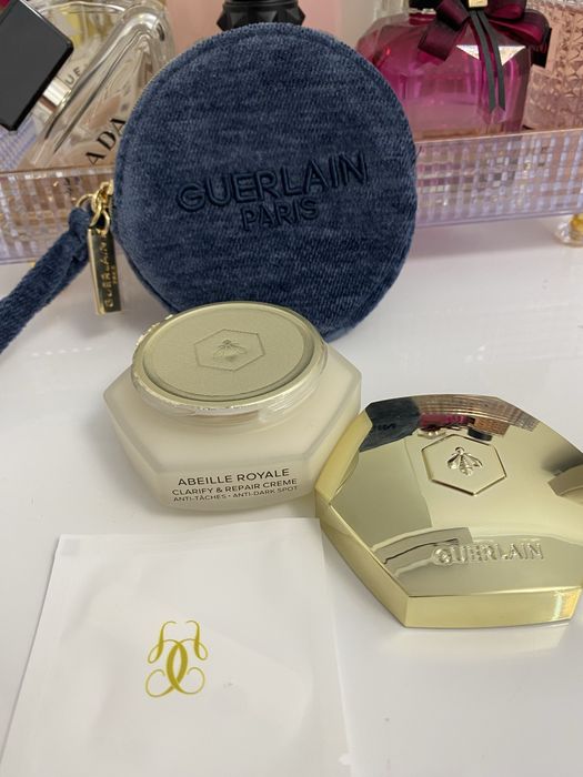 Висок клас козметика от Guerlain.