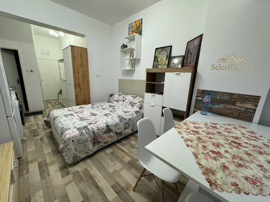 Продава се Едностаен апартамент в Велико Търново, Център - 35 кв.м за 1943 €/кв.м - Снимка #2