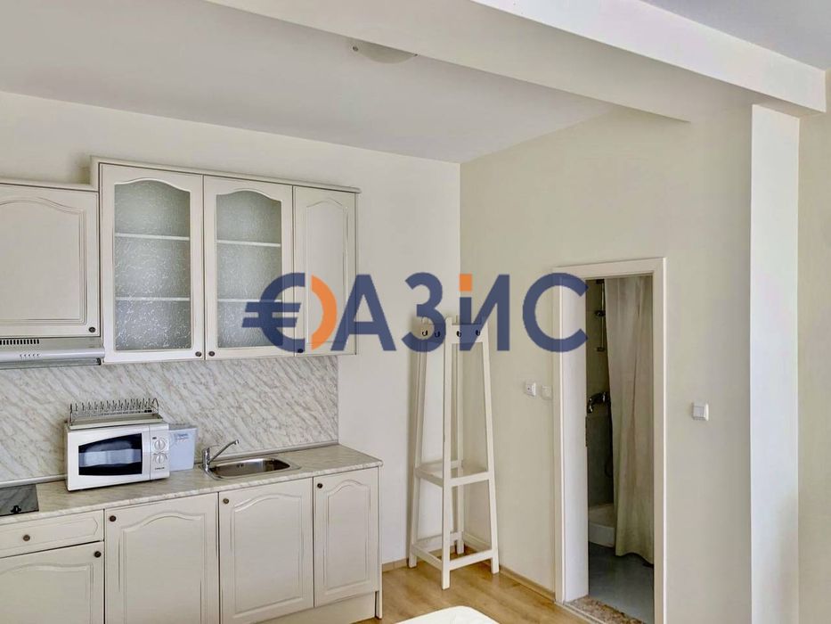 Продава се Едностаен апартамент в к.к. Слънчев бряг - 52 кв.м за 1018 €/кв.м - Снимка #4