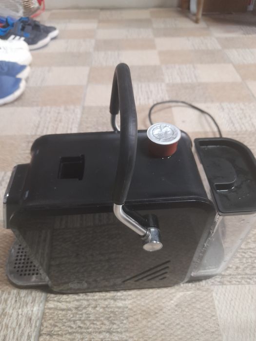 Aparat de cafea cu capsule