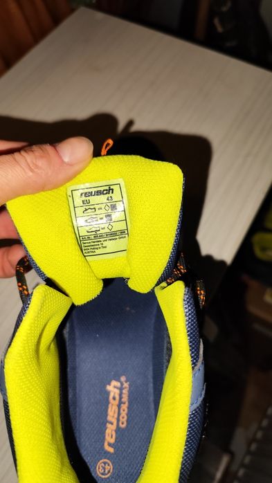 Vând ghete unisex Reusch, marimi 37, 38 și 43. - preț/pereche