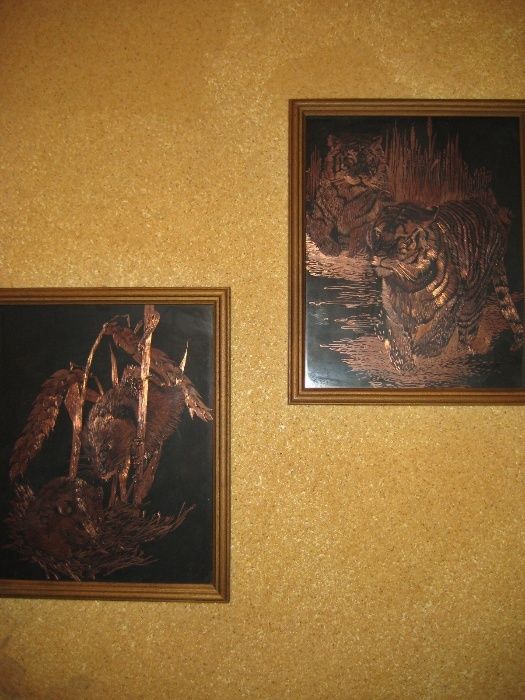 Картини-гравирани медни 2бр-100лв