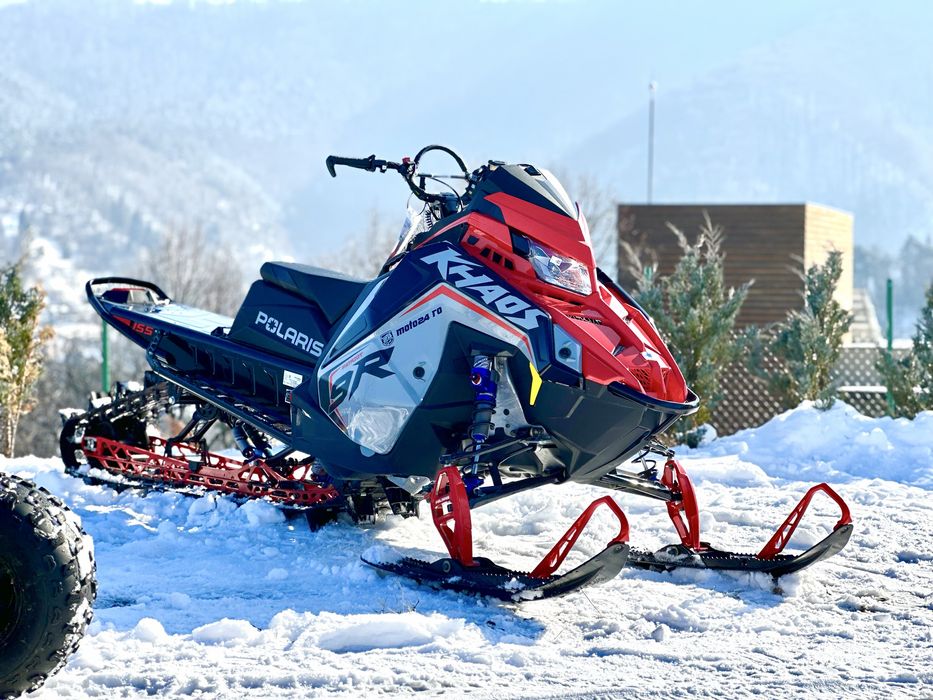 Snowmobil Polaris 9R an 2025  Power Dome Ambreiaj Evacuare Competition