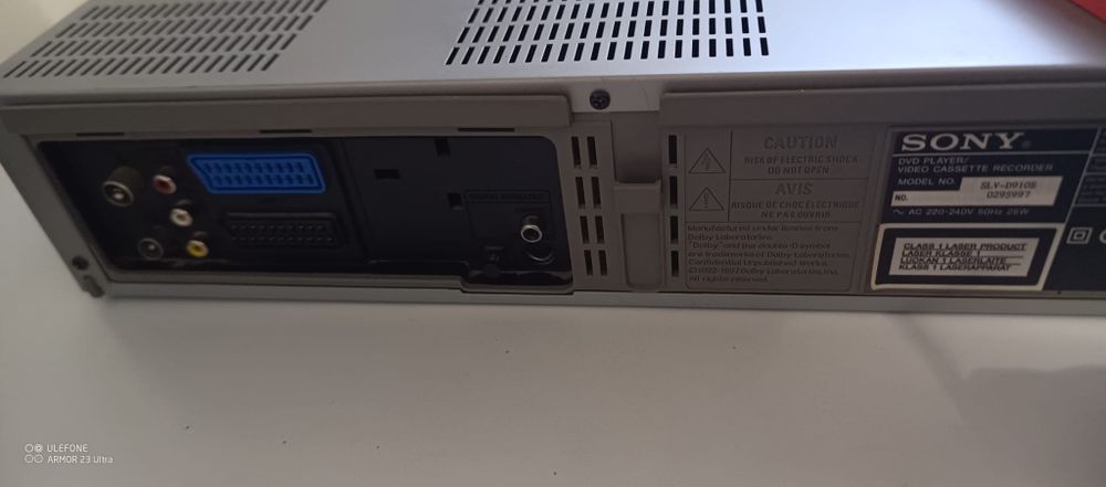 Video combo SONY model SLV 9105