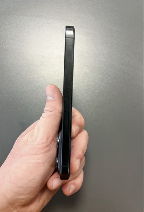 iPhone 15 PRO de 256 GB cu 94% Bateria