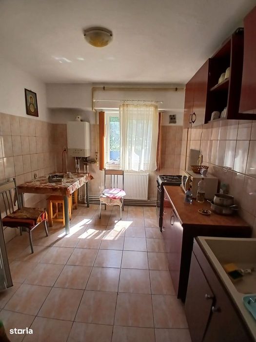 Delfinariu-Unirii! 3camere. dec. comf 0, 2 gs