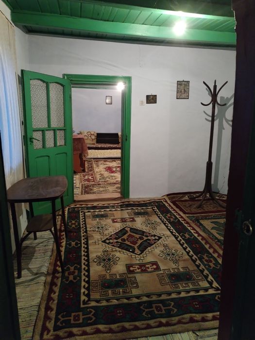 Vând Casa bătrânesca