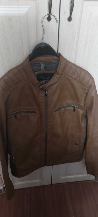 Късо кожено яке/ изкуствена кожа