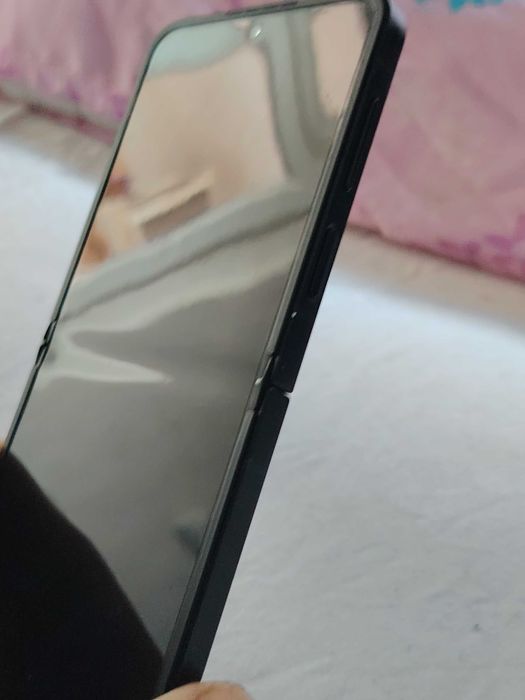 Самсунг 7 flip FE