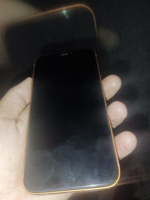 iPhone xs 17 pro qilingani