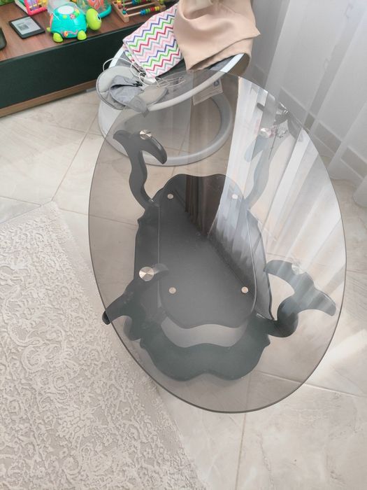 Masuta cafea cu sticla în stare buna