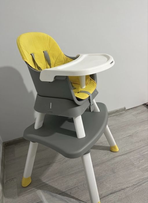 Scaun de masa transformabil