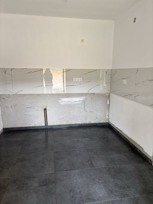 Vând casa renovată la Santimreu !