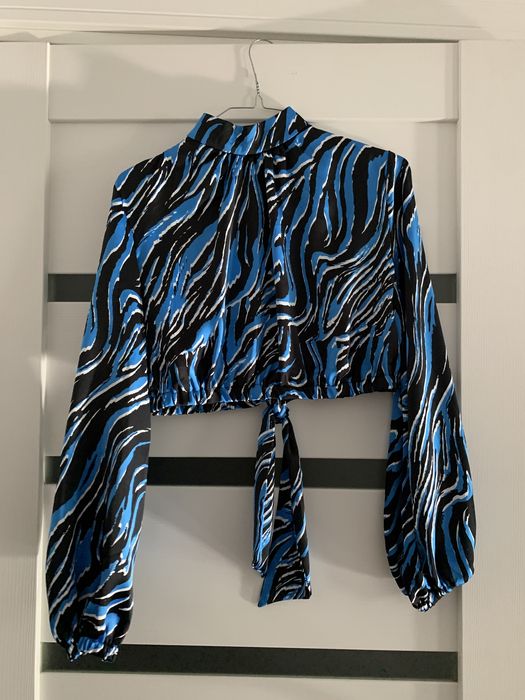 Bluza eleganta Bershka NOUA CU ETICHETA