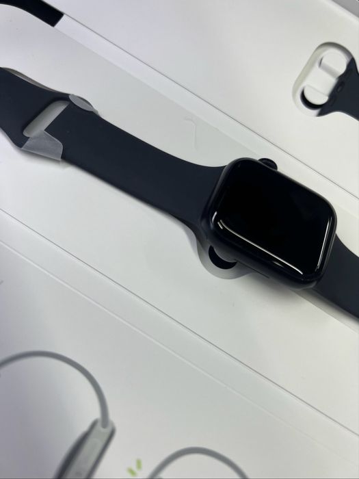 Apple watch 7 - 97% - 41 мм