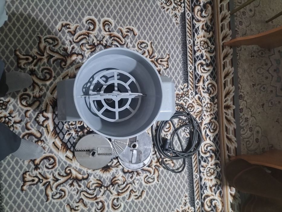 Продам профессиональную овощи резку