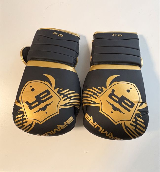 Vand manusi+tibiere Armura