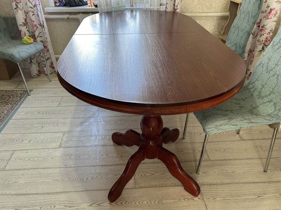 Продам стол