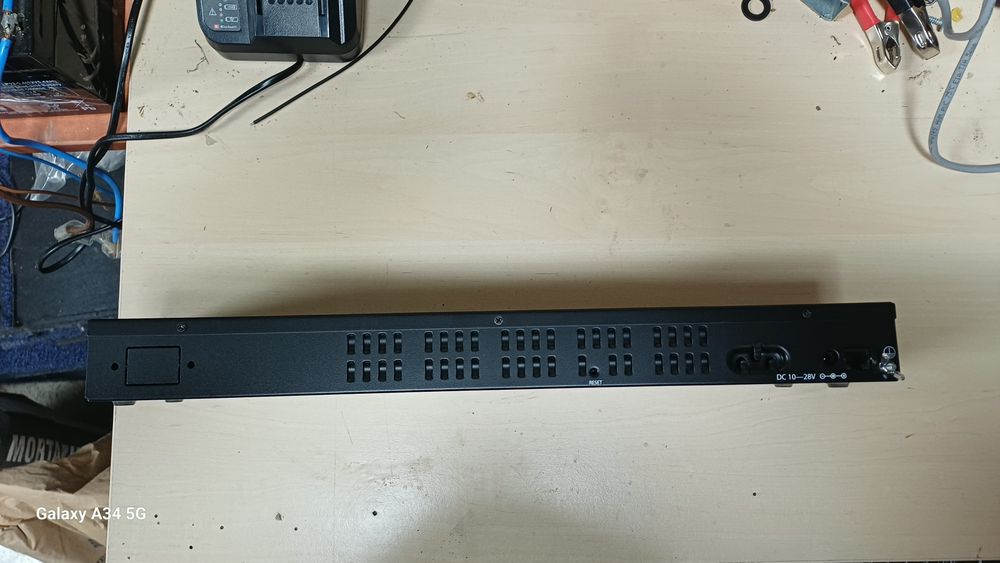 MikroTik RB3011UIAS-RM Router