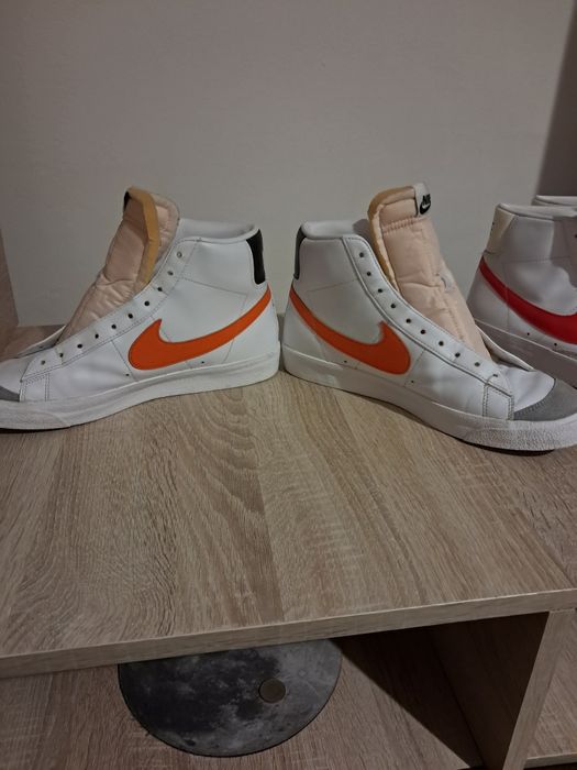 Vând nike blazer